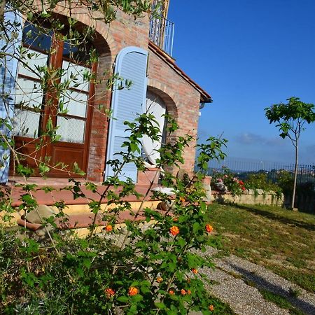 Casa Magnolia Appartement Terricciola Buitenkant foto