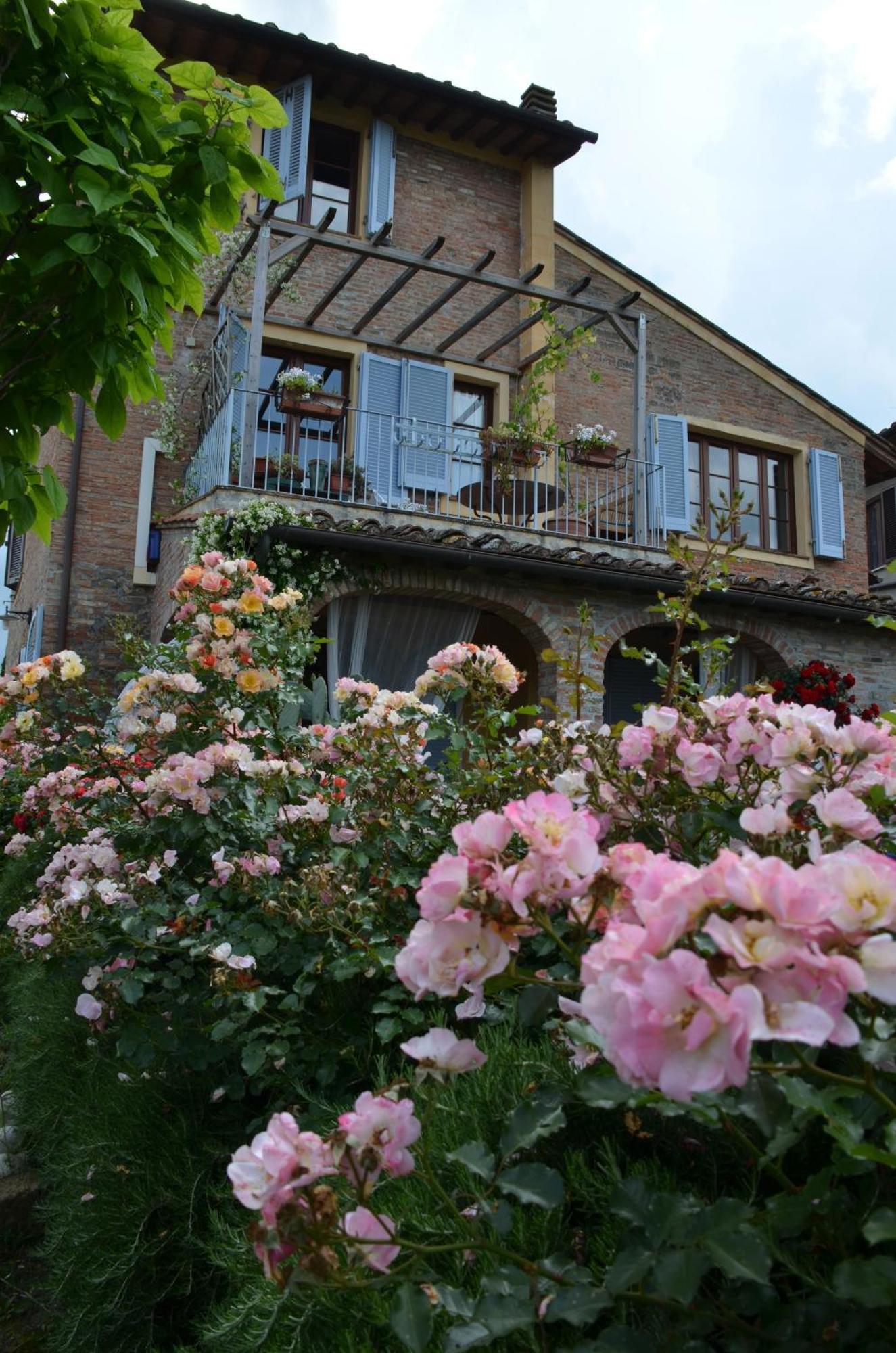 Casa Magnolia Appartement Terricciola Buitenkant foto